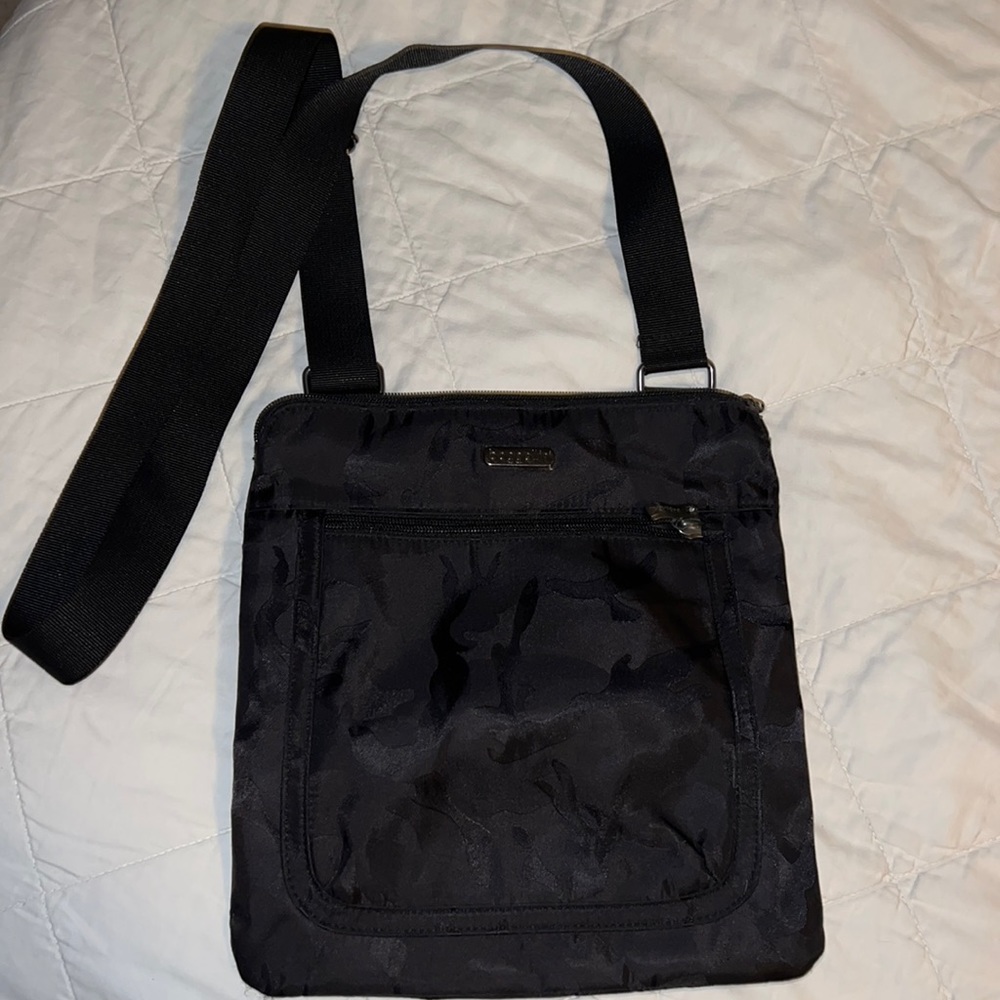 Baggallini crossbody